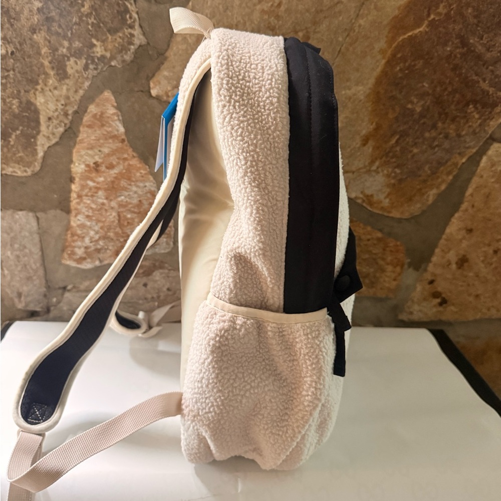 Columbia Fleece Cream and Black Backpack - Picture 7 of 15